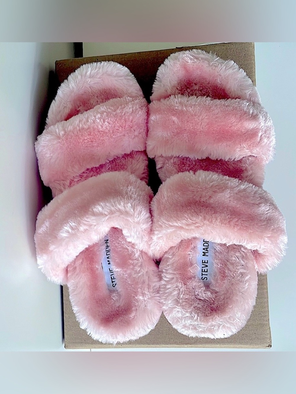 NIB (7) Steve Madden Katana light pink faux fur espadrille flatform furry sandal